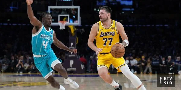 Šršeni sa 20 trojkama ponovo razbili odbranu potpuno razglašenih Lejkersa