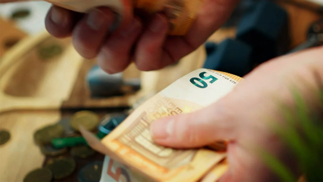 Penzije februara 2026: Zaključani su datumi plaćanja - Documento