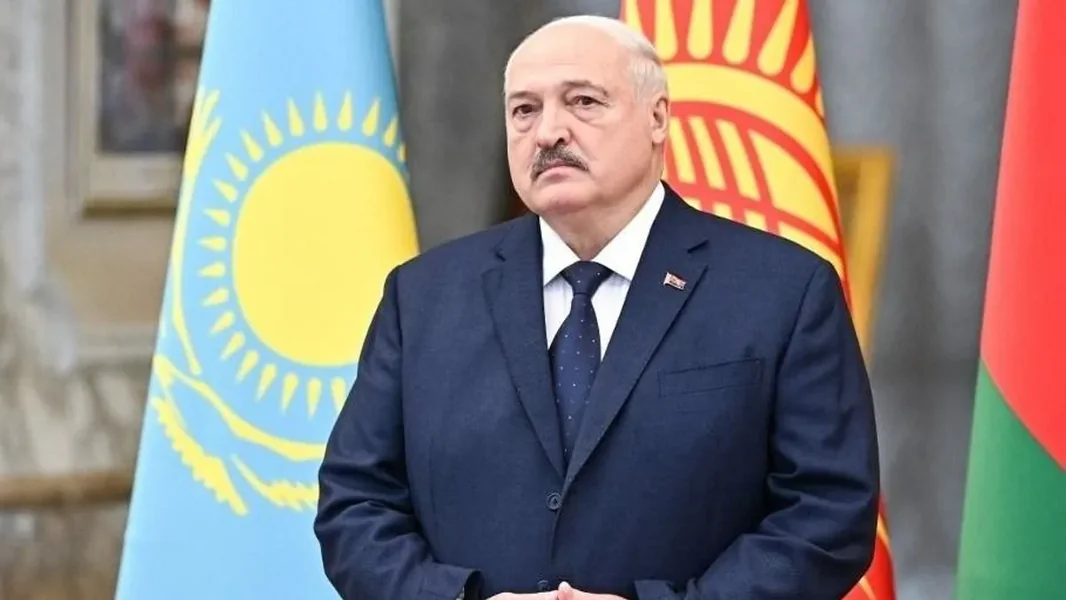 Oborili su beloruskog predsednika – video prikazuje šokantan trenutak