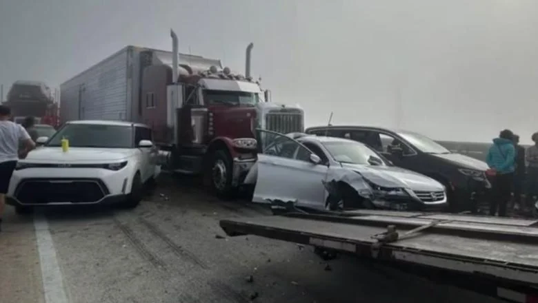 Lančani udes, 69 vozila učestvuju u nesreći u SAD, gusta magla preplavila autoput!