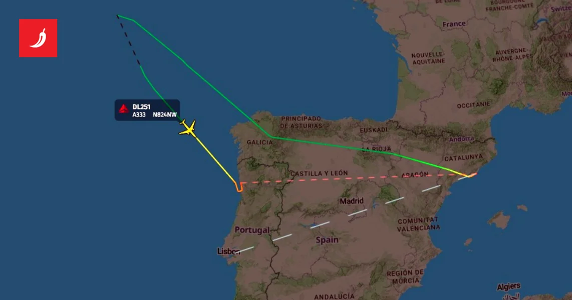 Putnički avion krenuo iz Evrope ka Bostonu. Naprasno se vratio i prisilno sletio