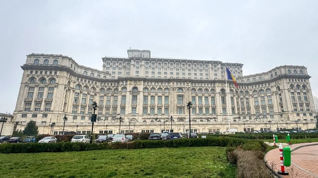 Zašto su zaposleni u Parlamentu ostali bez vode. Kuća naroda, izgrađena pre 40 godina