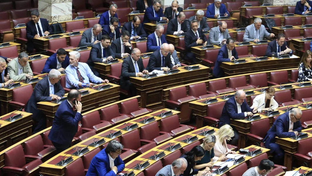 Ustavna revizija: Izolovana Nova Demokratija i u drugom glasanju – 'Randevu' u narednom parlamentu