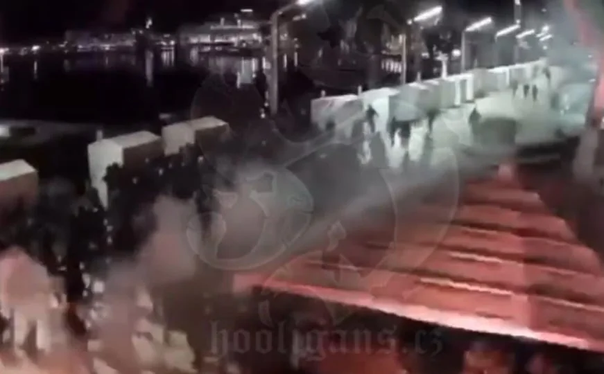 Haos u Splitu uoči utakmice: Policija spriječila masovni sukob Torcide i navijača Ajaxa
