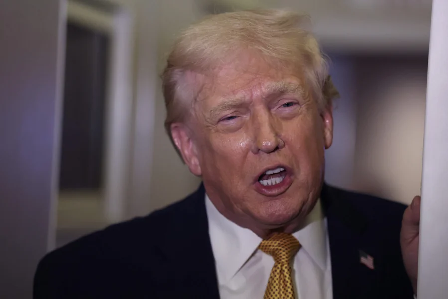 Ne znam ko je on, ali od ovoga će imati velike probleme – reagovao je Tramp na to što je grenlandski premijer izabrao Dansku