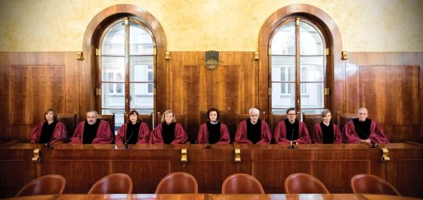 Prst, usmeren ka slovenačkom sudstvu