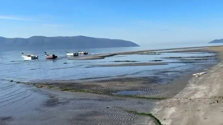 Zbatica otkriva pesak na staroj plaži u Vlore i Zvernec, retki pogled na obalu (VIDEO)