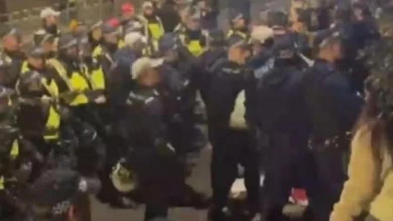 Nasilni protesti ispred iranske ambasade u Londonu! Povređena su 4 policajca, nekoliko uhapšenih