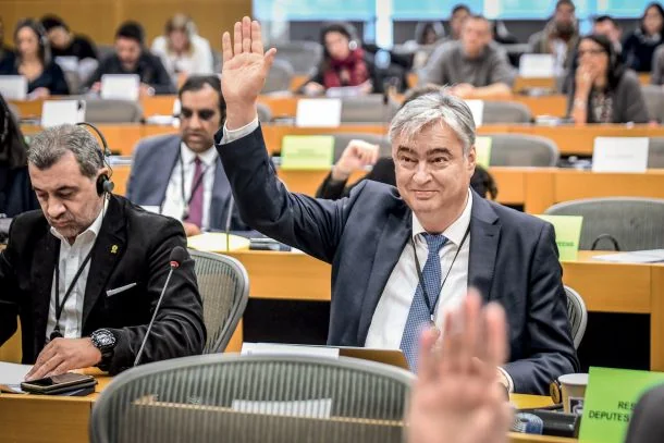 Milan Zver (SDS) optužio mariborske gimnazijalce za satanizam