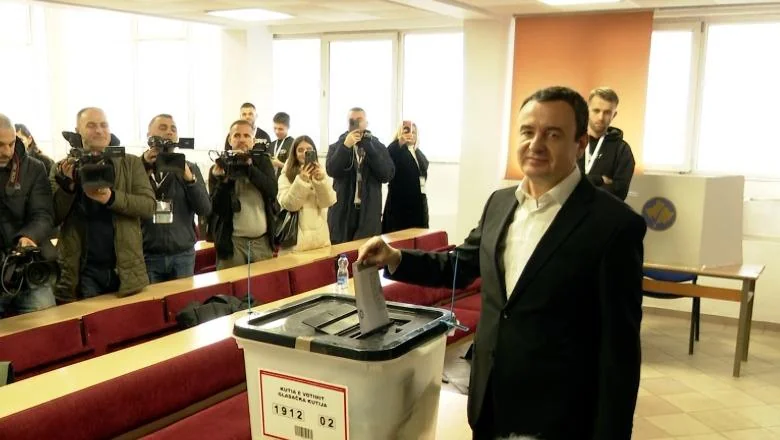 U 9 meseci 'Vetëvendosja' nije uspela da formira vladu, danas su vanredni parlamentarni izbori na Kosovu! Kurti: Danas smo ovde jer je koalicija koju sam ponudio odbijena