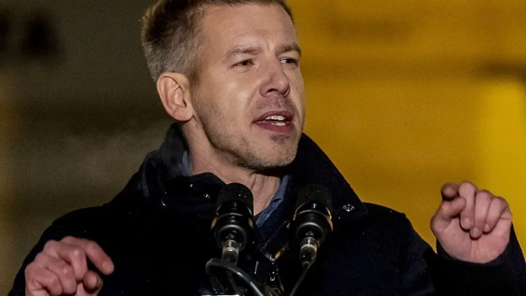 Oštra poruka Menczera Tamaša: Pita se zagreva, Peti!