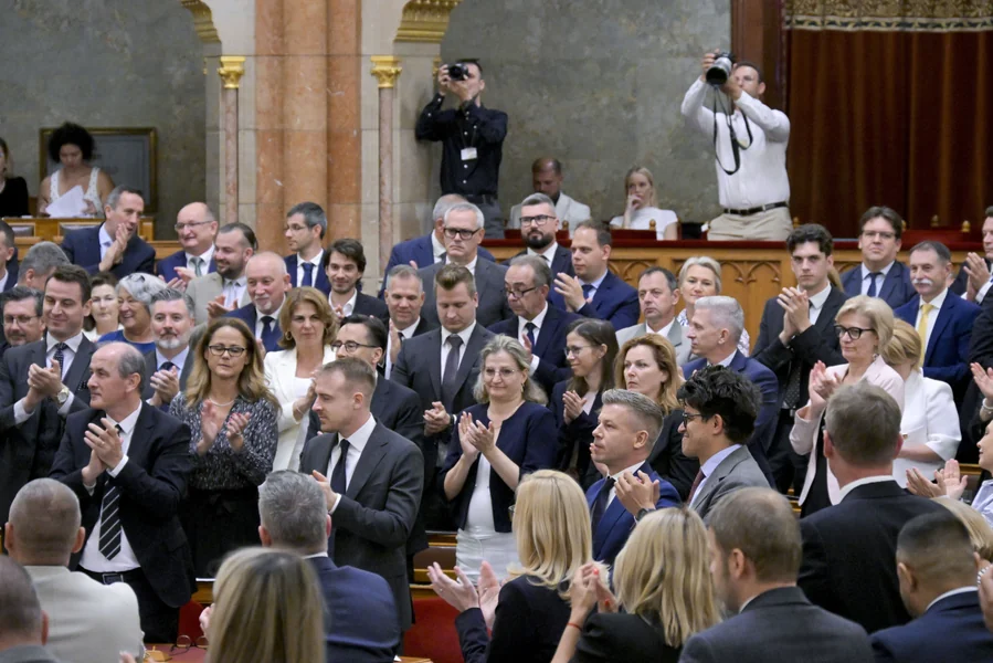Lista zamjenika predsjednika Nacionalnog tijela za povratak imovine i zaštitu imovine