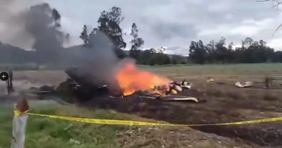 Šest ljudi je poginulo u avionskoj nesreći u Kolumbiji. Među žrtvama je i poznati pevač
