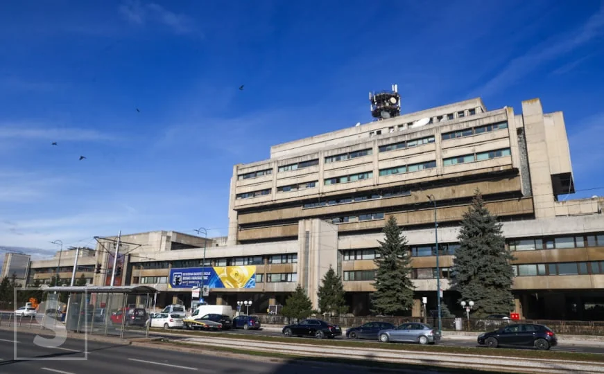 BHRT prisilno obustavio emitovanje emisija: Zaposlenici ogorčeni zbog situacije