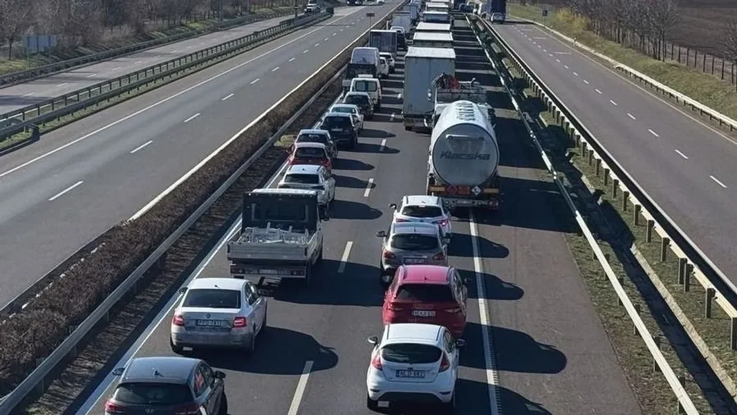 Trostruki sudar na M5: poslušajte naš savet ako ne želite da se zaglavite satima - ORIGO