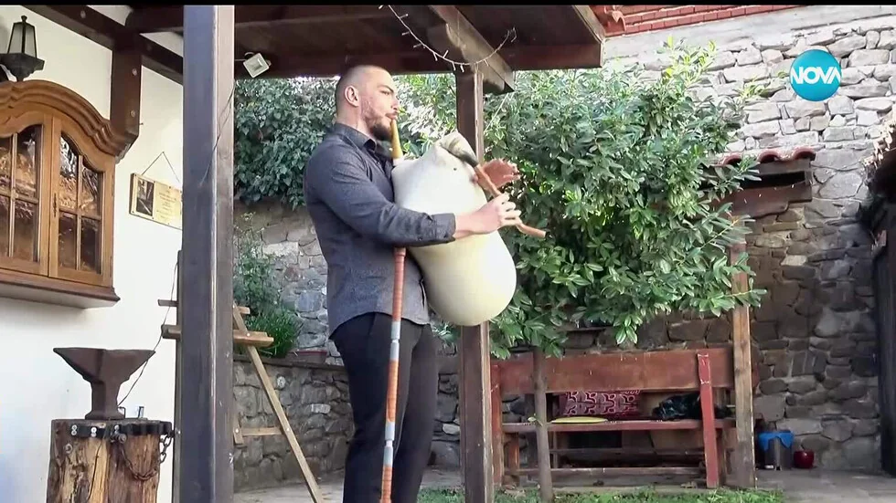 Od Londona do Sofije - put mladog čoveka posvećenog očuvanju domaćih tradicija