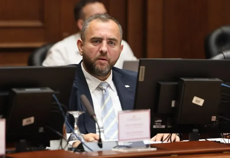 Panče Toškovski kaže da su zloupotrebe bolovanja veliki problemi i najavljuje strože kontrole