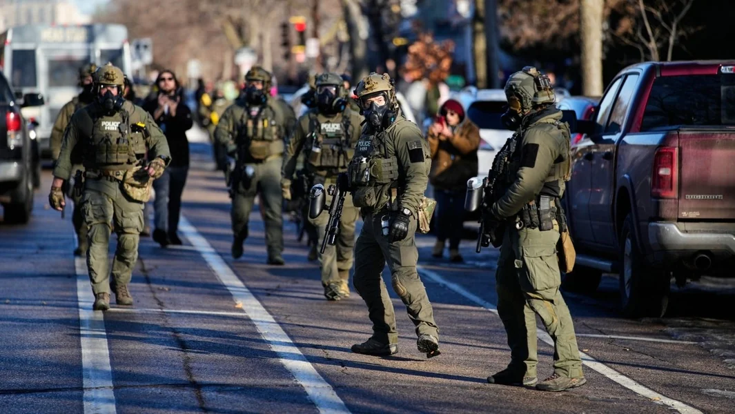 ICE: Novi incident u Minneapolisu – Pucali su i ranili migranta – Documento