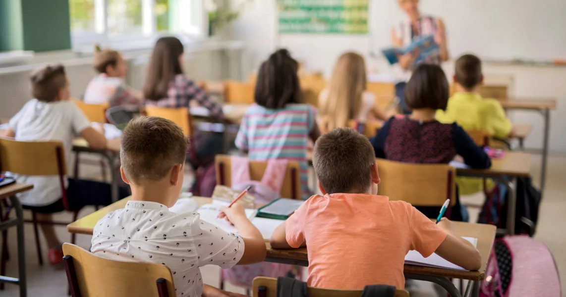 Sledi prva mini-pauza u novoj školskoj godini. Kada počinje i koliko traje produženi vikend za učenike
