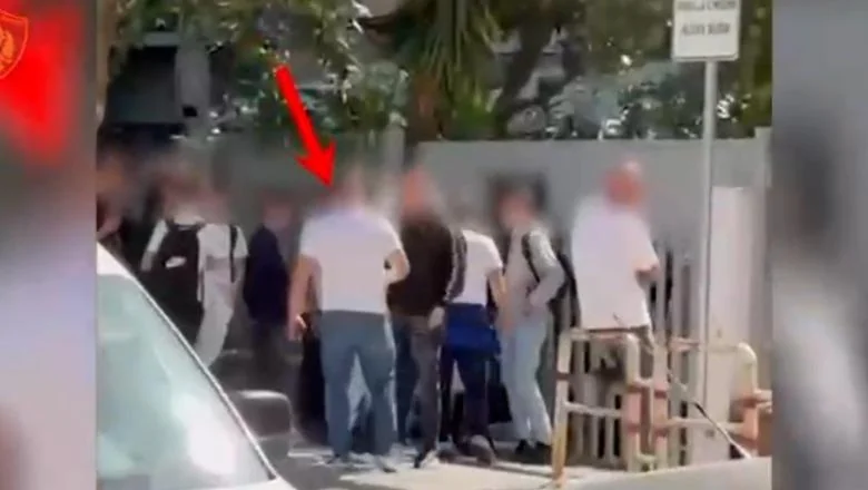 Operacija protiv droge u Tirani, među uhapšenima snabdevač i bivši policajac! Bio je isključen pre nekoliko godina iz redova policije posle hapšenja za krađu - Shqiptarja.com