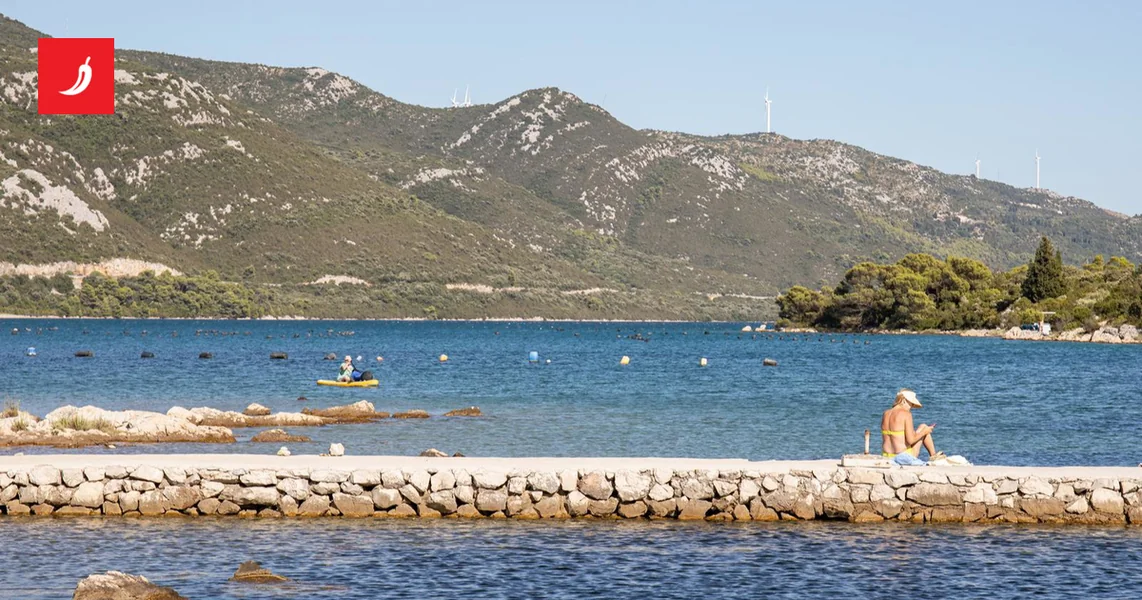 Ne preporučuje se kupanje na plaži u Stonu