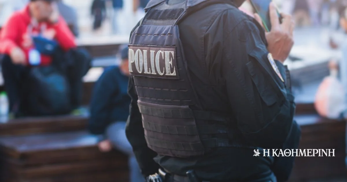 Pariz: Mladić nožem napao tri žene na stanicama metroa