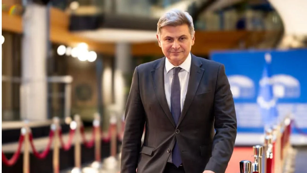 Farantouris: «Sazimam se sa gospođom Karystianou - Nije tajno» - Documento