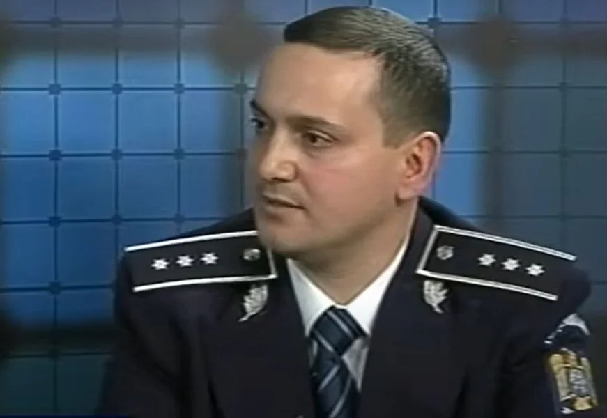 Tonovi dokumenata iz arhiva Policije Ploiești, ilegalno spaljeni na polju po nalogu komesara Laurențiu Drăghici
