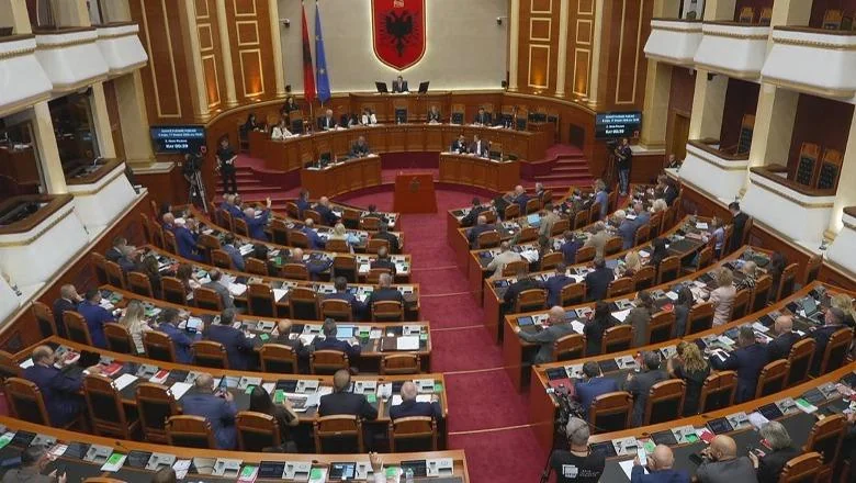 Bivši šef SHISH-a pod pritvorom / PD traži mocion sa raspravom u Skupštini, saziva se Konferencija predsednika u četvrtak da donese odluku - Shqiptarja.com
