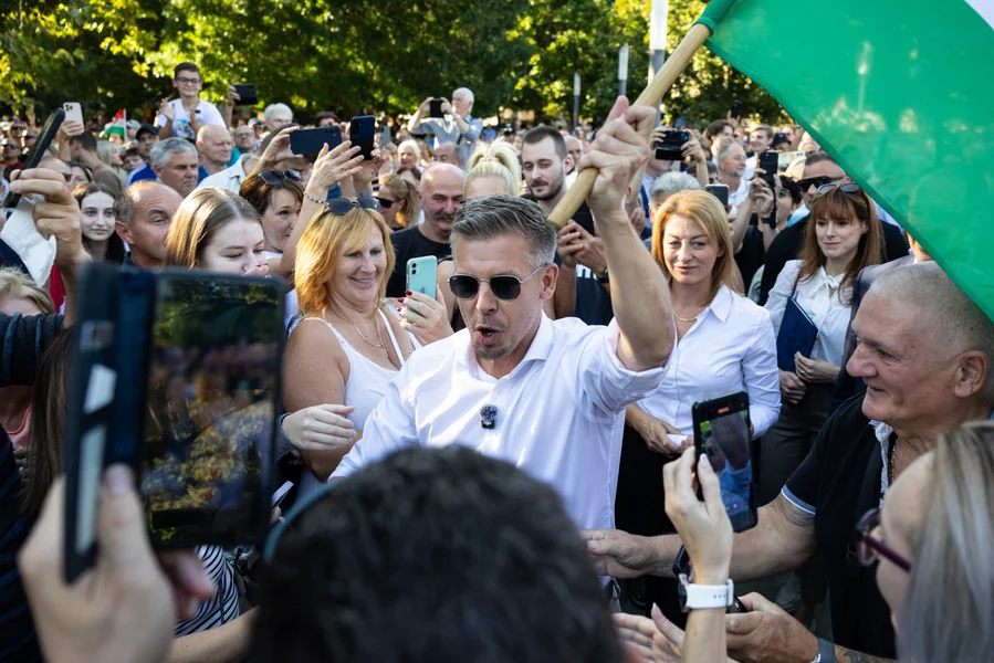 Šaleći se o Mészárosu Lőrinconu i Andreji Várkonyi, Magyar je govorio o vraćanju imovine u Pečsu