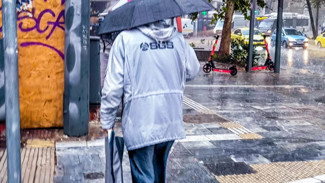 Loše vreme: kiše, oluje i gusti snežni padovi za 48 sati - Alarm za poplave u Atici - Documento