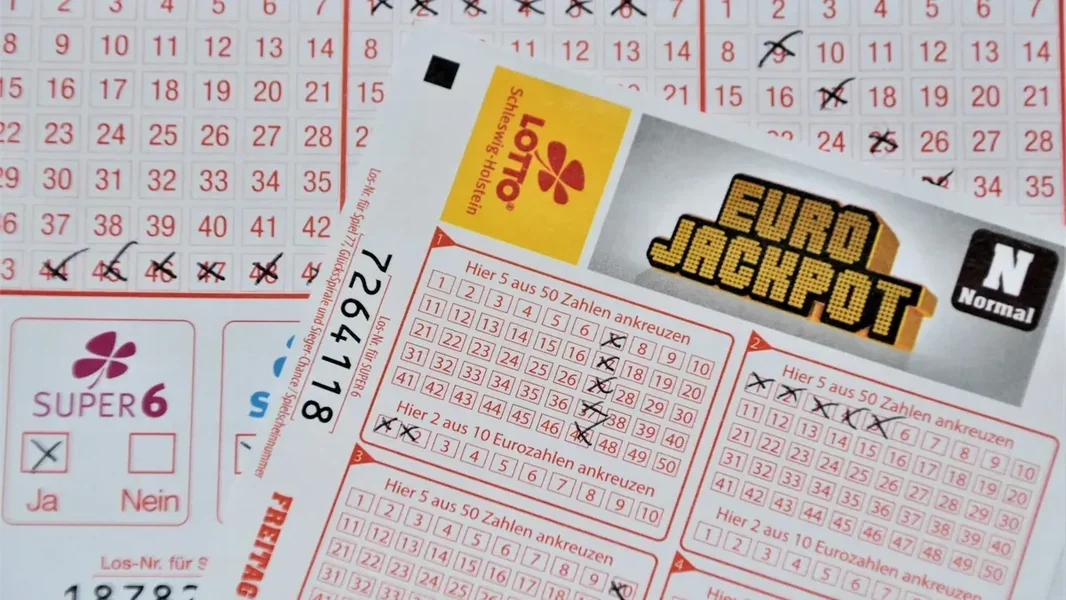 Šestoro su osvojilo stotine miliona na Eurojackpotu: neverovatne sume pronađene