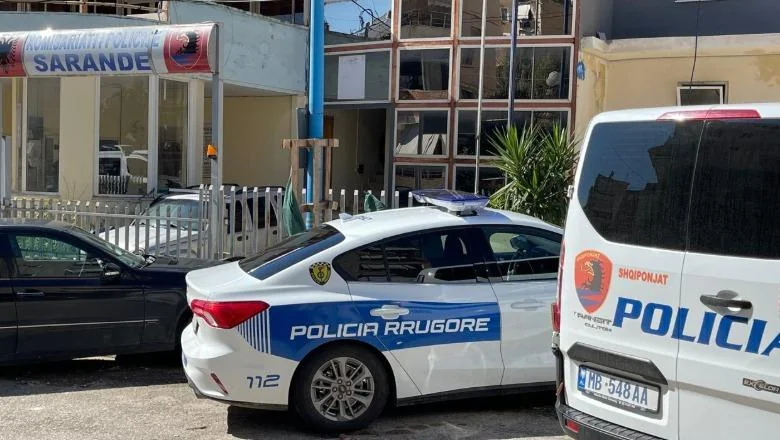 Sukob među mladima u Sarandi, 3 povređene noževima! 2 uhapšena i 1 u potrazi