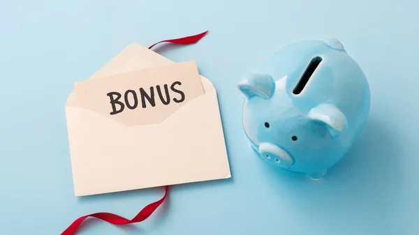 Istraživanje: manje kompanija dodeljuje božićne bonuse ove godine