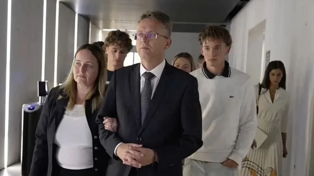 Evo kakvu ćeliju drže Hankó Balázs - ORIGO