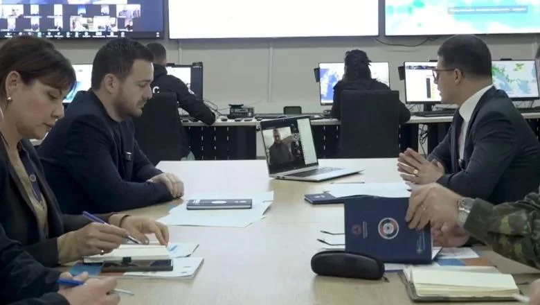 Loše vreme u zemlji / Vengu i Salla sazvali sastanak sa strukturama civilne zaštite: Zahteva se potpuna spremnost institucija, situacija je pod kontrolom - Shqiptarja.com