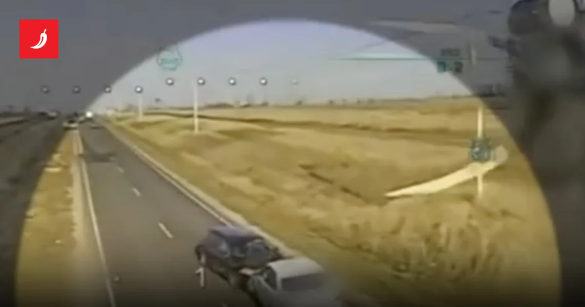 Video Ukrajinski dron se zabio u kamion. Pogledajte šta je snimio par sekundi prije.