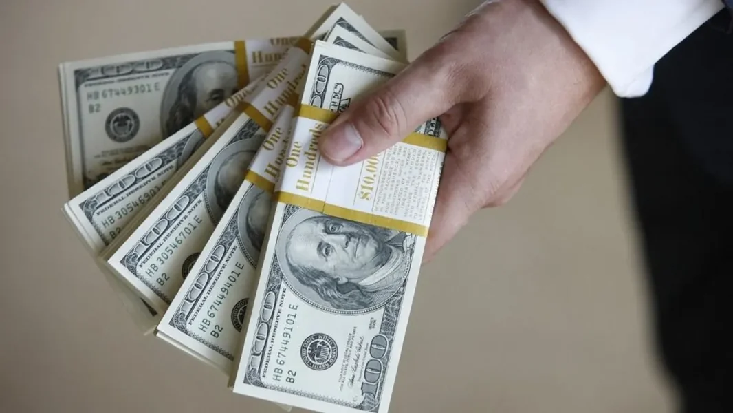 "Ispod božićnog drvca" je tražio novac: razotkriven korumpirani ukrajinski vojnik - ORIGO