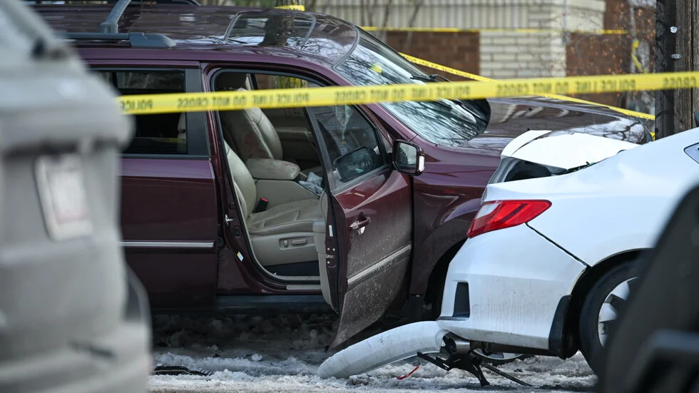 Službenik imigracionih vlasti u SAD-u upucao ženu u njenom automobilu