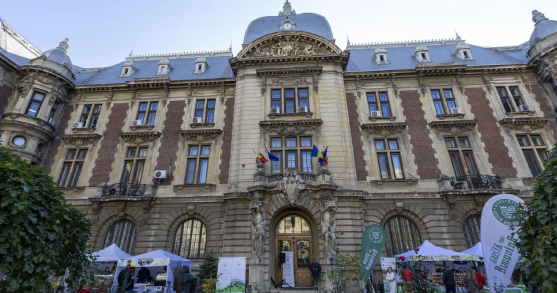 Vlada je usvojila uredbu o reorganizaciji Ministarstva poljoprivrede i ruralnog razvoja, te se ukida oko 216 rukovodecih funkcija.