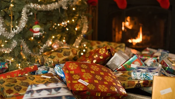 Rumuni su trošili manje za trpezu i božićne poklone 2025. godine u odnosu na prethodne godine, pokazuje novo istraživanje