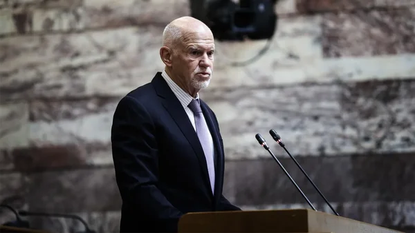 Plave pretnje za demokraciju i šira slika