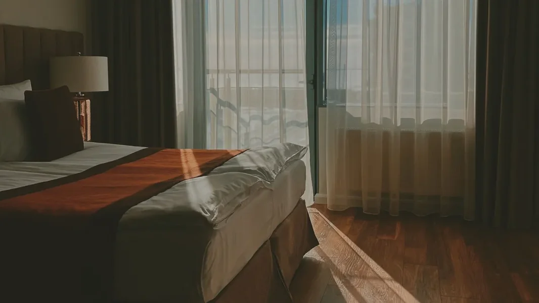 Živim u hotelu sa mužem i našim psima: volim to, ima toliko prednosti!