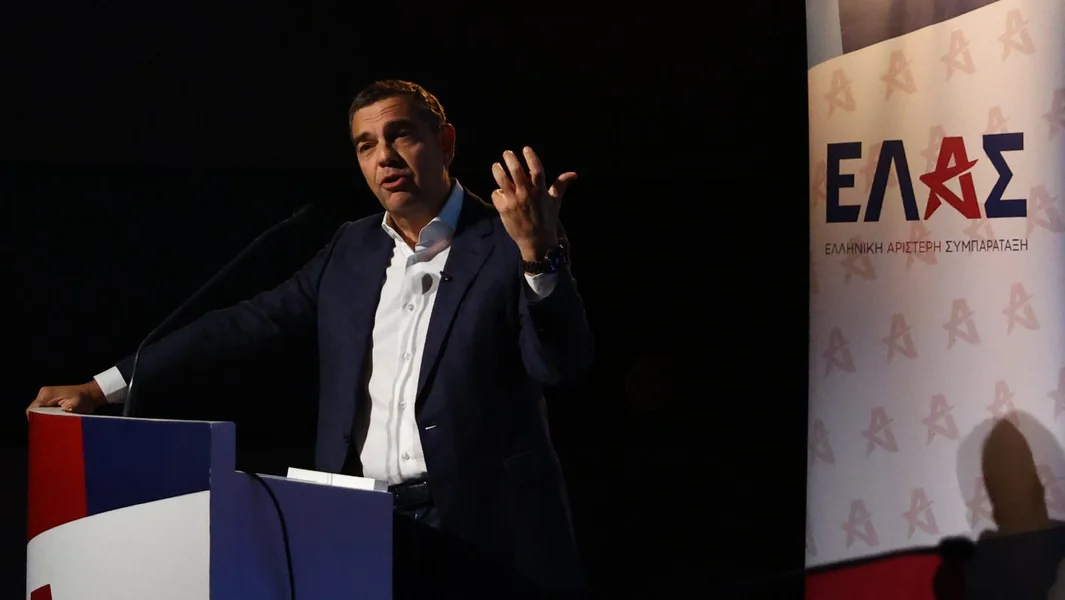 Odgovori Tsiprase na Kartero: 'Ne svađam se ja sa Androulakis, ne odgovaram na izazove' - Documento