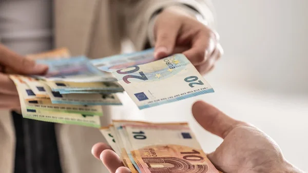 Kako će slepe osobe moći da razlikuju lažni evro