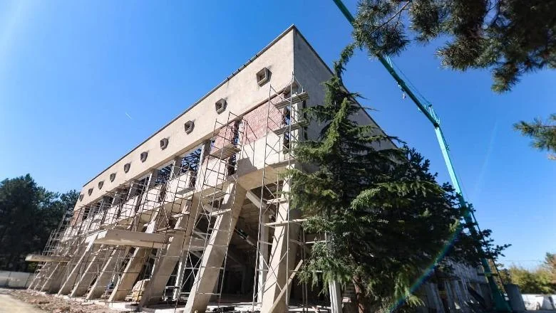 Sportska dvorana Tamara Nikolla u Korči, Rama: Radovi na modernom sportskom prostoru teku, biće dostojna i za međunarodne aktivnosti