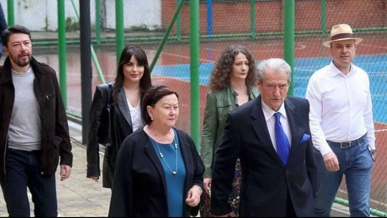 Advokat Beqiri uputio pismo sekretaru Rubiju: Preko 240 koruptivnih afere dokazane porodice Berisha i Meta, SPAK ih ne ispituje - Shqiptarja.com