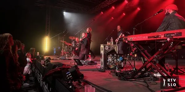 Danas je ovo bolje! – Hamo & Tribute2Love na koncertu u Kranju pohvalili svoj 'pevski zbor'