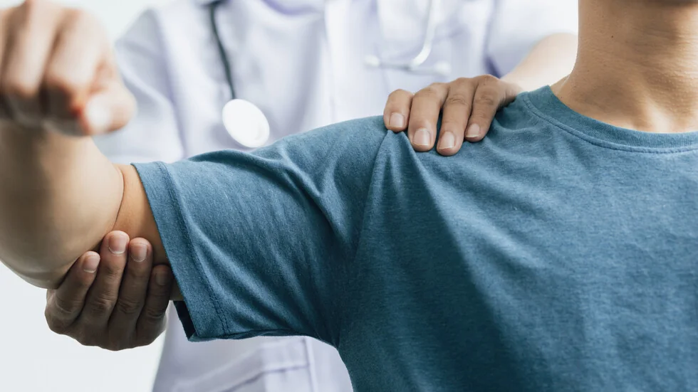 Bolovi u ramenima - kako da se izborimo sa njima (VIDEO)