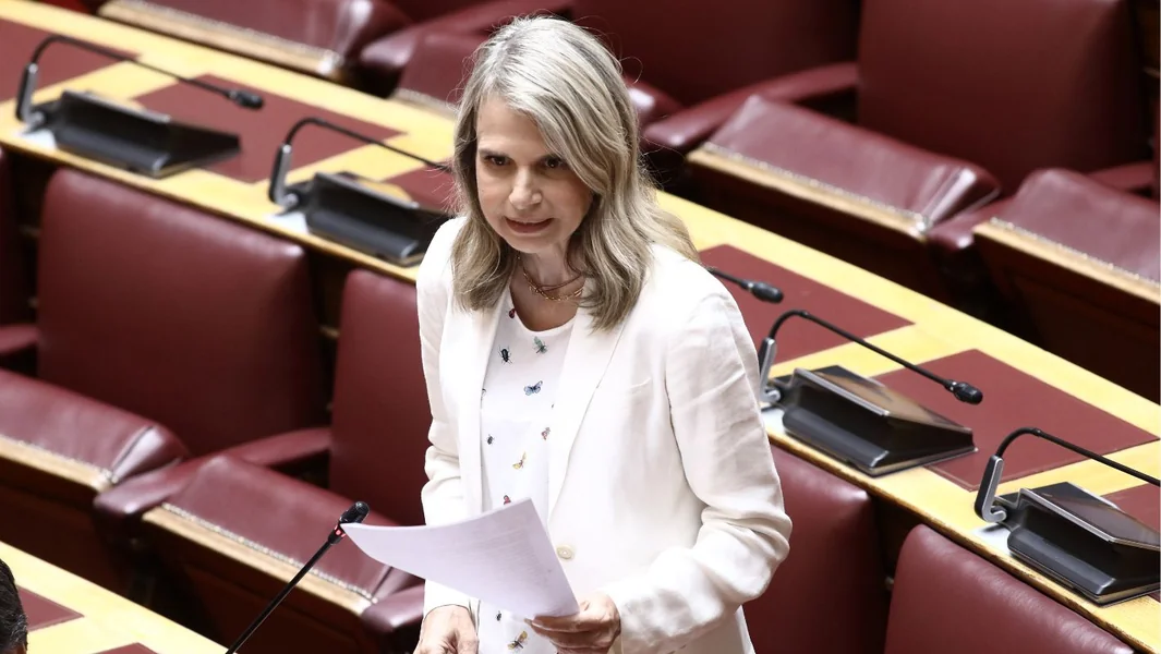 Apostolaki: Bankarsko iskljucenje za milione gradjana
